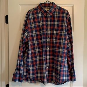 Men’s long sleeve plaid button down shirt